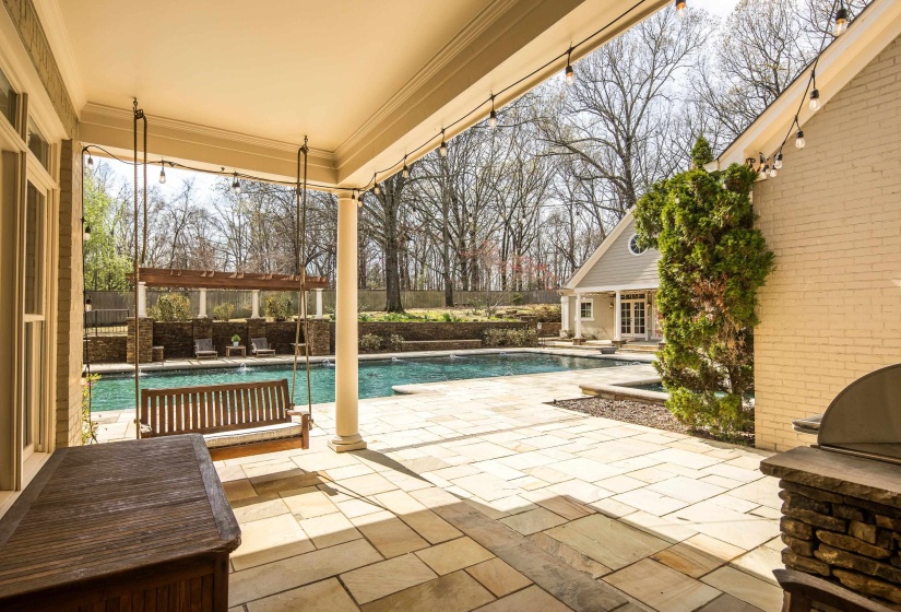 8837 CALKINS HILL CV, Germantown, Tennessee 38139, 6 Bedrooms Bedrooms, 12 Rooms Rooms,6.1 BathroomsBathrooms,Residential,For Sale,CALKINS HILL,10216580