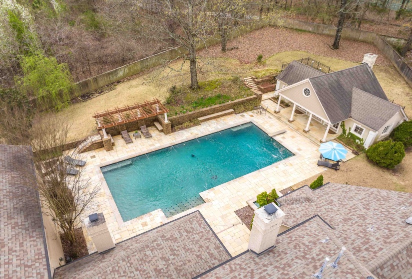 Gunite pool, hot tub, outdoor grill, 1300 sq ft pool house.