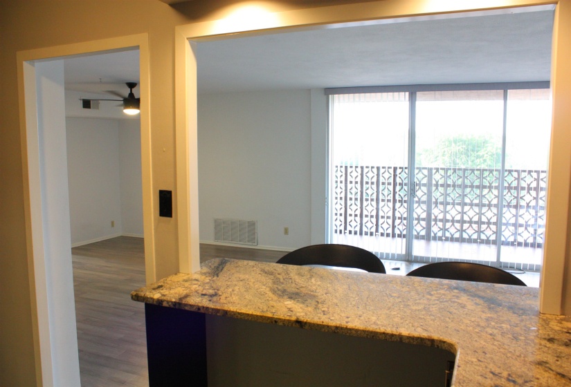 2277 UNION AVE, Memphis, Tennessee 38104, 2 Bedroom Bedrooms, 5 Room Rooms,2 BathroomBathrooms,Residential,For Sale,UNION,0,10216639