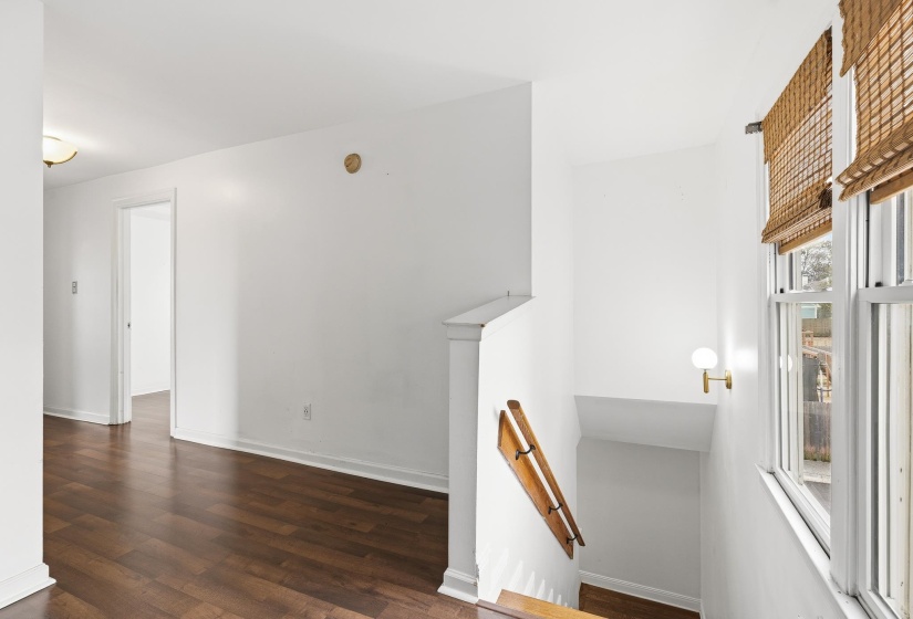 563 COX ST, Memphis, Tennessee 38104, 3 Bedroom Bedrooms, 8 Room Rooms,2.1 BathroomBathrooms,Residential,For Sale,COX,0,10216645