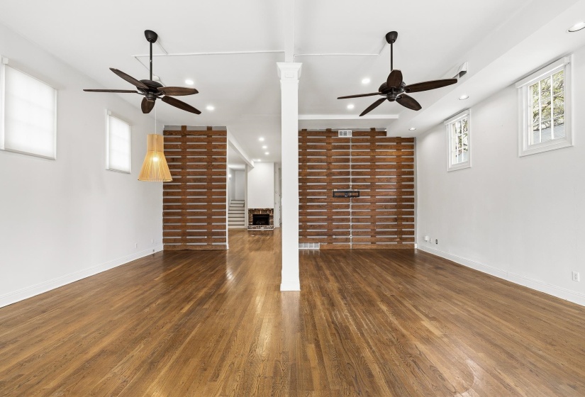563 COX ST, Memphis, Tennessee 38104, 3 Bedroom Bedrooms, 8 Room Rooms,2.1 BathroomBathrooms,Residential,For Sale,COX,0,10216645