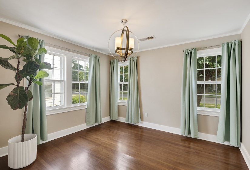251 HOLMES ST, Memphis, Tennessee 38111, 3 Bedroom Bedrooms, 6 Room Rooms,2 BathroomBathrooms,Residential,For Sale,HOLMES,0,10216666