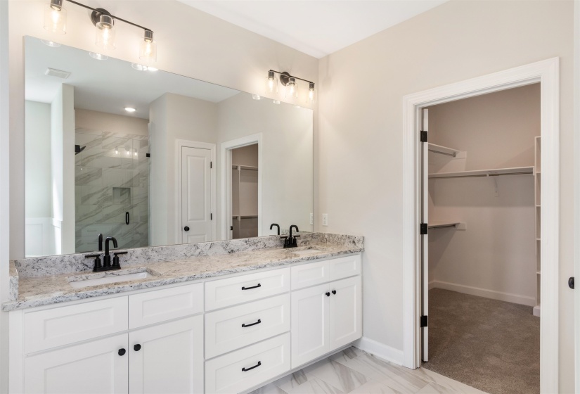 5296 THUNDER BOLT CV, Lakeland, Tennessee 38002, 4 Bedroom Bedrooms, 12 Room Rooms,3.1 BathroomBathrooms,Residential,For Sale,THUNDER BOLT,0,10216716