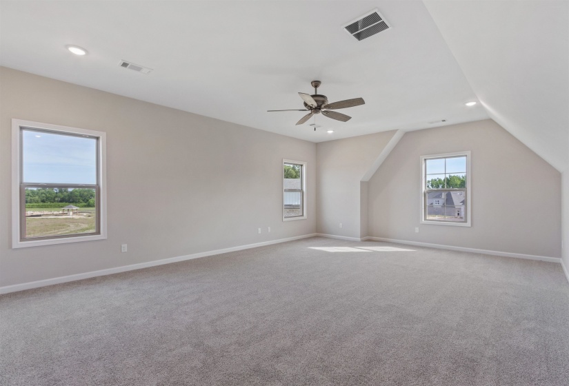 5301 THUNDER BOLT CV, Lakeland, Tennessee 38002, 4 Bedroom Bedrooms, 11 Room Rooms,3 BathroomBathrooms,Residential,For Sale,THUNDER BOLT,0,10216720