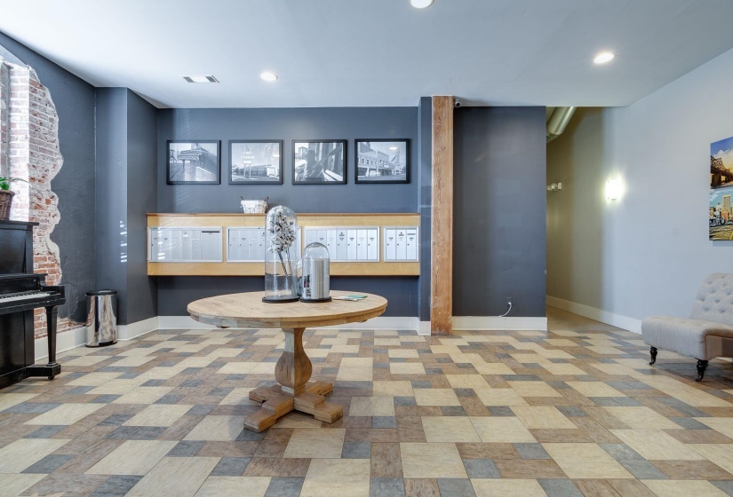 Bar with baseboards and recessed lighting