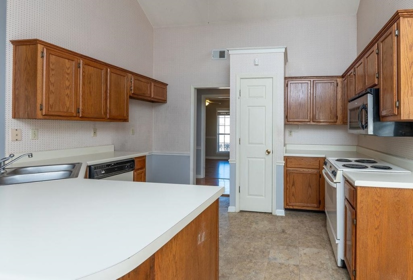 6895 TIFFANY OAKS CV, Bartlett, Tennessee 38135, 3 Bedrooms Bedrooms, 6 Rooms Rooms,2 BathroomsBathrooms,Residential,For Sale,TIFFANY OAKS,10216770