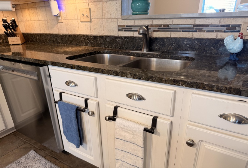 30 WOODMONT DR, Eads, Tennessee 38028, 4 Bedroom Bedrooms, 7 Room Rooms,2.1 BathroomBathrooms,Residential,For Sale,WOODMONT,0,10216799