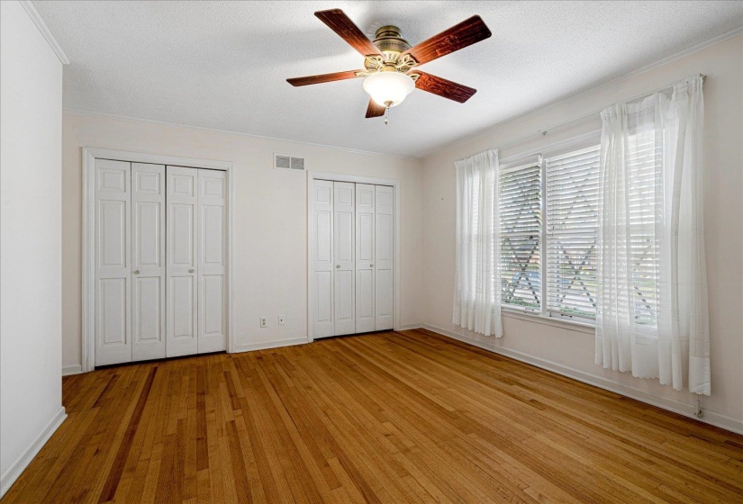 130 GREENBRIAR DR, Memphis, Tennessee 38117, 4 Bedroom Bedrooms, 8 Room Rooms,2.1 BathroomBathrooms,Residential,For Sale,GREENBRIAR,0,10216817