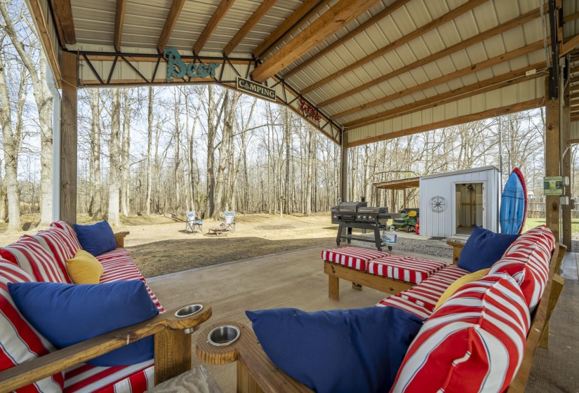 View of patio / terrace with an outdoor lounge area