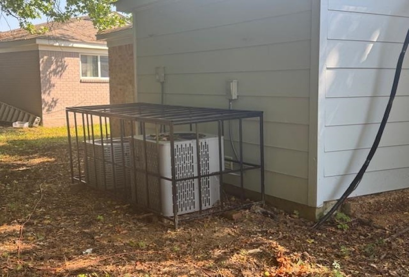 3793 HELEN ANN DR, Memphis, Tennessee 38127, 2 Bedrooms Bedrooms, ,1 BathroomBathrooms,Duplexes,For Sale,HELEN ANN,10216873
