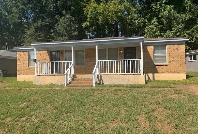 3793 HELEN ANN DR, Memphis, Tennessee 38127, 2 Bedrooms Bedrooms, ,1 BathroomBathrooms,Duplexes,For Sale,HELEN ANN,10216873