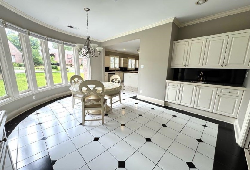 415 YATES RD, Memphis, Tennessee 38120, 5 Bedroom Bedrooms, 11 Room Rooms,4.2 BathroomBathrooms,Rental Properties,For Sale,YATES,0,10216876