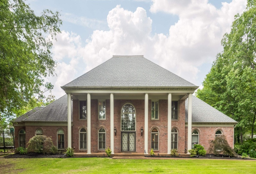 415 YATES RD, Memphis, Tennessee 38120, 5 Bedroom Bedrooms, 11 Room Rooms,4.2 BathroomBathrooms,Rental Properties,For Sale,YATES,0,10216876