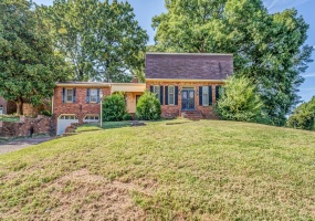 2044 POMONA AVE, Memphis, Tennessee 38116, 4 Bedrooms Bedrooms, 9 Rooms Rooms,2.1 BathroomsBathrooms,Residential,For Sale,POMONA,10216842 2044 POMONA AVE, Memphis, Tennessee 38116, 4 Bedrooms Bedrooms, 9 Rooms Rooms,2.1 BathroomsBathrooms,Residential,For Sale,POMONA,10216842