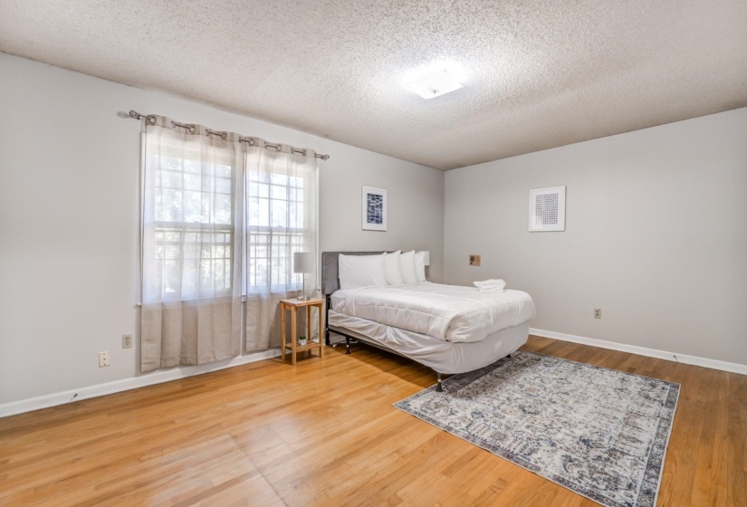 2044 POMONA AVE, Memphis, Tennessee 38116, 4 Bedrooms Bedrooms, 9 Rooms Rooms,2.1 BathroomsBathrooms,Residential,For Sale,POMONA,10216842