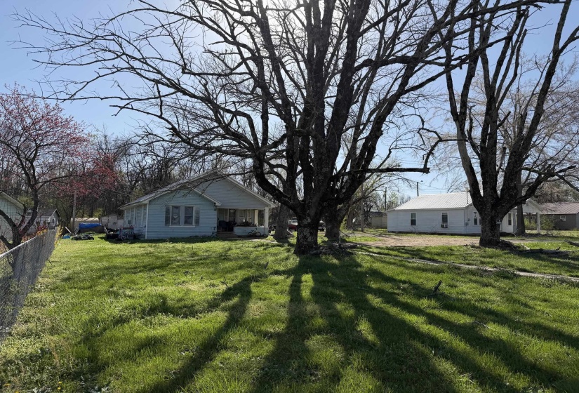 690 PATTERSON RD, Savannah, Tennessee 38372, 3 Bedrooms Bedrooms, 7 Rooms Rooms,1 BathroomBathrooms,Residential,For Sale,PATTERSON,10216878
