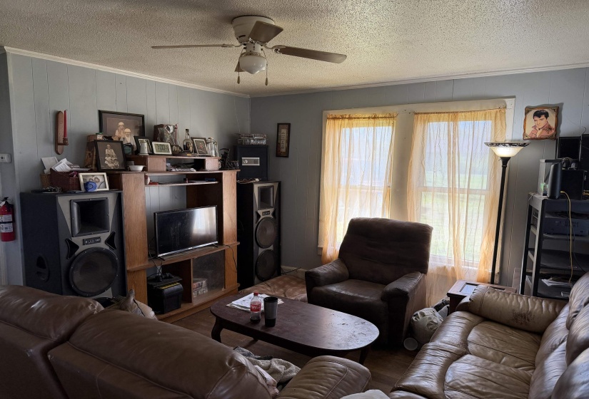 690 PATTERSON RD, Savannah, Tennessee 38372, 3 Bedrooms Bedrooms, 7 Rooms Rooms,1 BathroomBathrooms,Residential,For Sale,PATTERSON,10216878