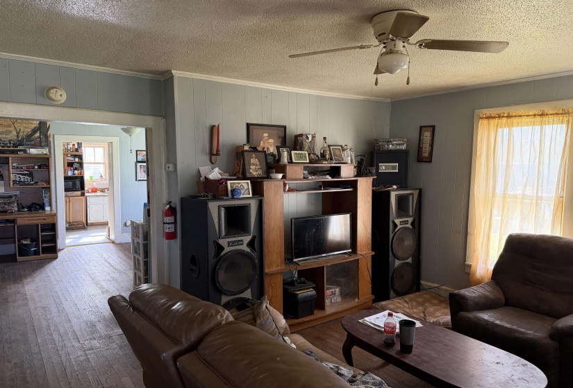 690 PATTERSON RD, Savannah, Tennessee 38372, 3 Bedrooms Bedrooms, 7 Rooms Rooms,1 BathroomBathrooms,Residential,For Sale,PATTERSON,10216878
