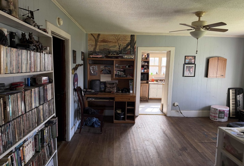 690 PATTERSON RD, Savannah, Tennessee 38372, 3 Bedrooms Bedrooms, 7 Rooms Rooms,1 BathroomBathrooms,Residential,For Sale,PATTERSON,10216878