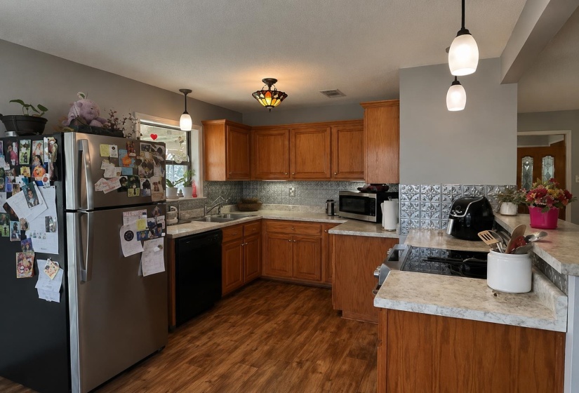 1655 COUNTRY CLUB RD, Somerville, Tennessee 38068, 2 Bedroom Bedrooms, 4 Room Rooms,2 BathroomBathrooms,Residential,For Sale,COUNTRY CLUB,0,10216902