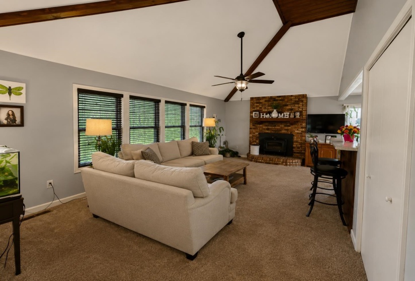 1655 COUNTRY CLUB RD, Somerville, Tennessee 38068, 2 Bedroom Bedrooms, 4 Room Rooms,2 BathroomBathrooms,Residential,For Sale,COUNTRY CLUB,0,10216902