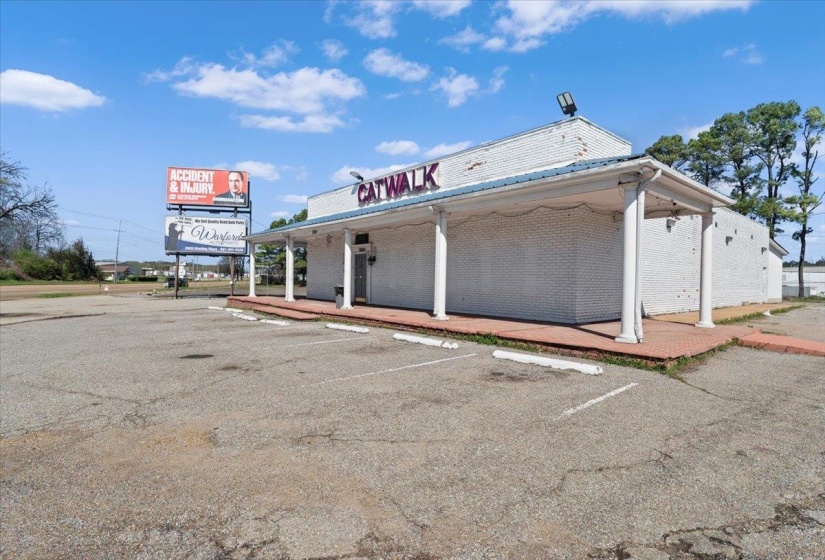 3880 LAMAR AVE, Memphis, Tennessee 38118, 0 , 0 ,0,Commercial/industrial,For Sale,LAMAR,0,10217006