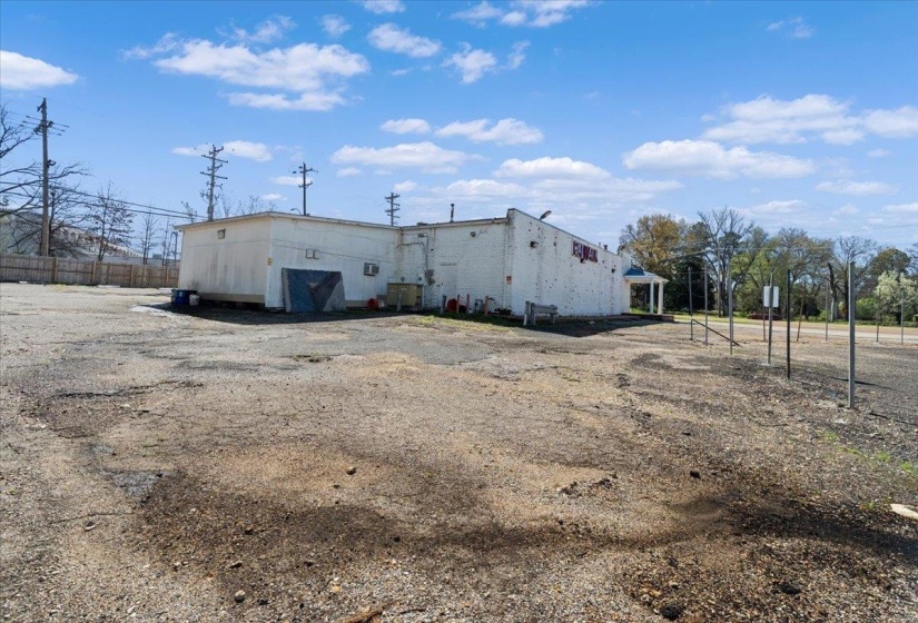 3880 LAMAR AVE, Memphis, Tennessee 38118, 0 , 0 ,0,Commercial/industrial,For Sale,LAMAR,0,10217006