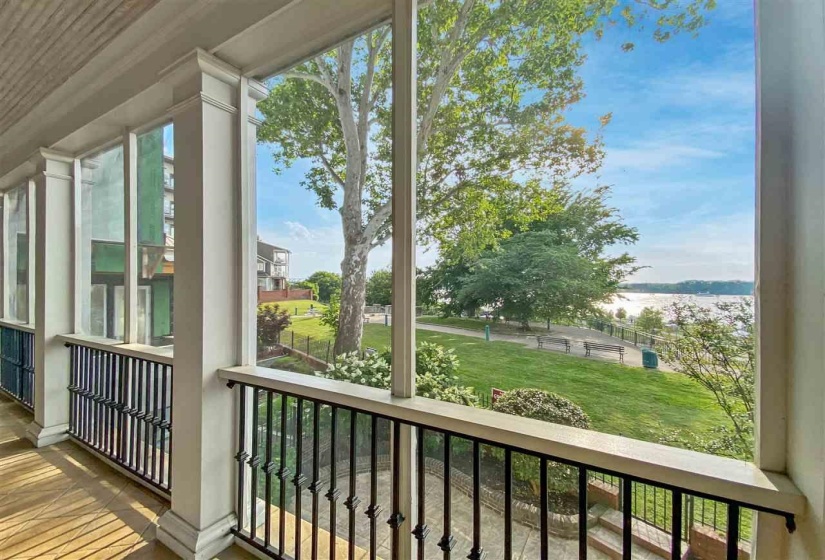 481 TENNESSEE ST, Memphis, Tennessee 38103, 4 Bedroom Bedrooms, 7 Room Rooms,3.2 BathroomBathrooms,Residential,For Sale,TENNESSEE,0,10216994