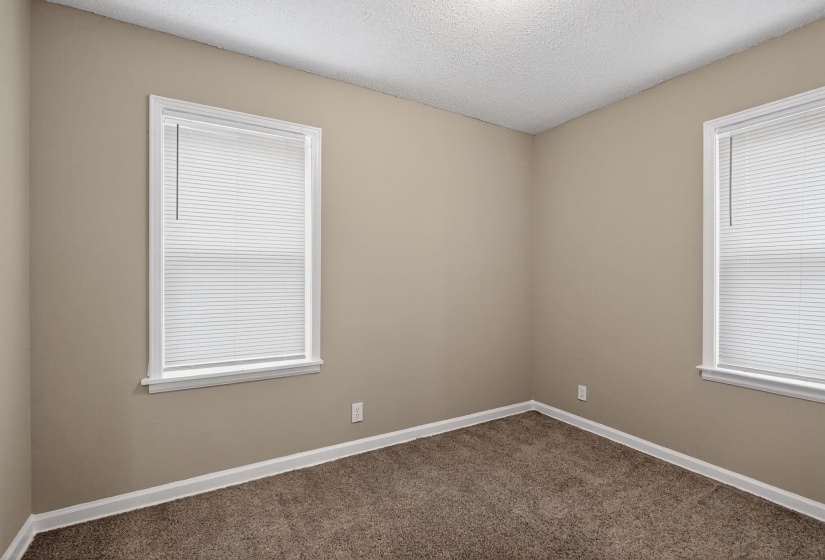 1456 ROLLING HILLS DR, Memphis, Tennessee 38127, 3 Bedrooms Bedrooms, 6 Rooms Rooms,1 BathroomBathrooms,Residential,For Sale,ROLLING HILLS,10216972