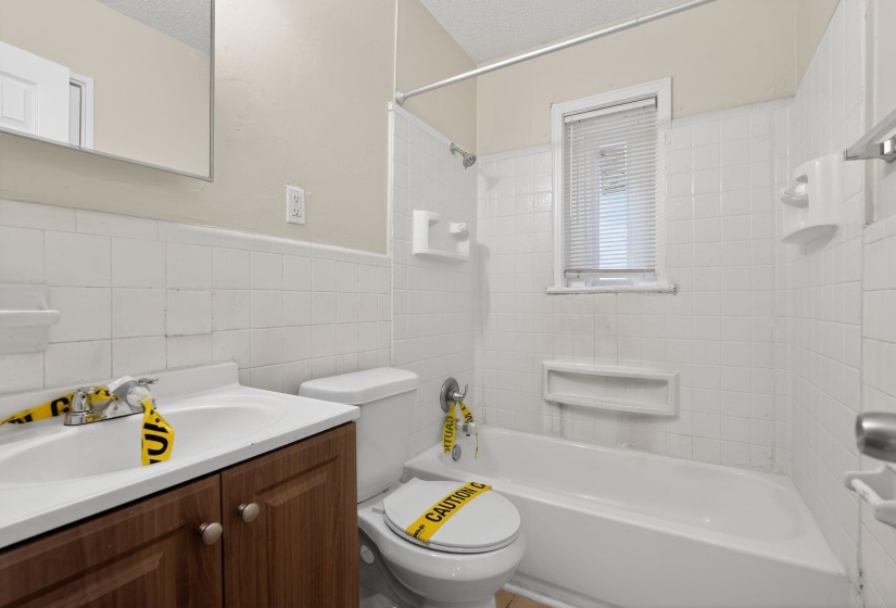 1456 ROLLING HILLS DR, Memphis, Tennessee 38127, 3 Bedrooms Bedrooms, 6 Rooms Rooms,1 BathroomBathrooms,Residential,For Sale,ROLLING HILLS,10216972