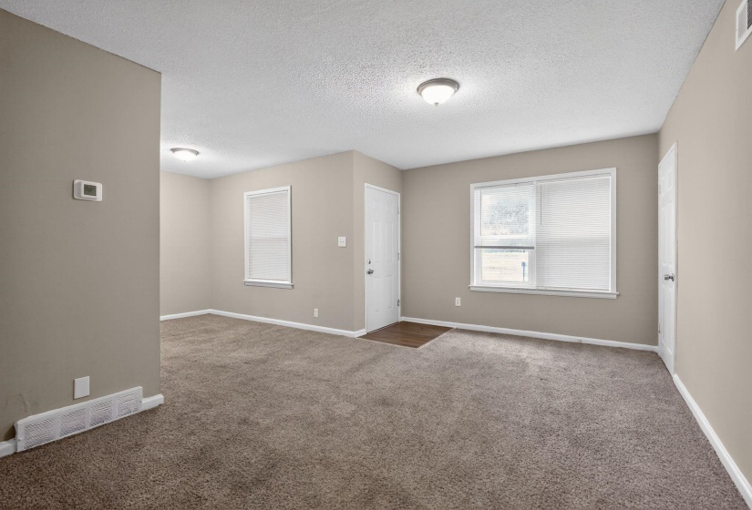 1456 ROLLING HILLS DR, Memphis, Tennessee 38127, 3 Bedrooms Bedrooms, 6 Rooms Rooms,1 BathroomBathrooms,Residential,For Sale,ROLLING HILLS,10216972