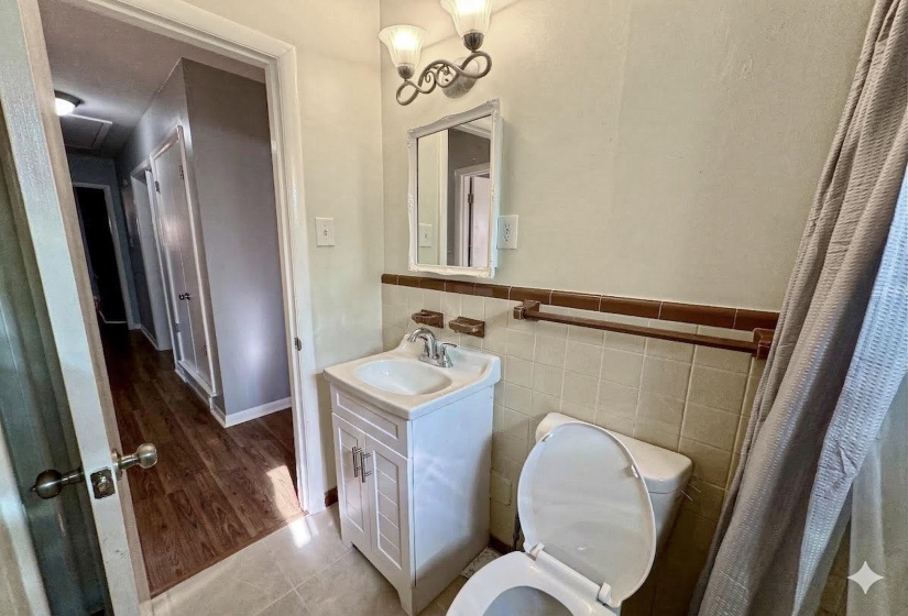 5585 MILFORD RD, Memphis, Tennessee 38120, 4 Bedrooms Bedrooms, 9 Rooms Rooms,2 BathroomsBathrooms,Residential,For Sale,MILFORD,10216976