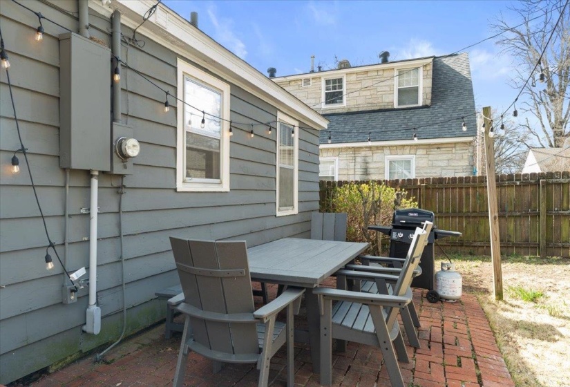 1790 LYNDALE AVE, Memphis, Tennessee 38107, 3 Bedrooms Bedrooms, 6 Rooms Rooms,2 BathroomsBathrooms,Rental Properties,For Sale,LYNDALE,10217048