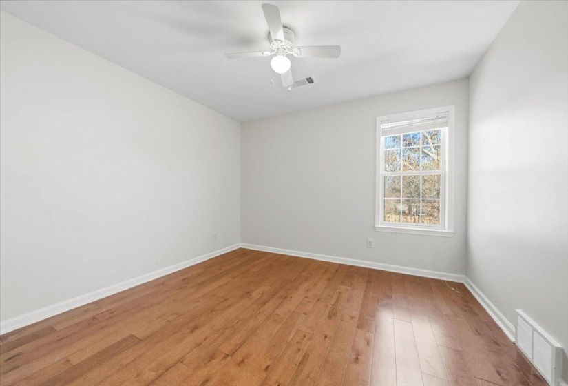1645 HAILSHAM CV, Unincorporated, Tennessee 38016, 4 Bedrooms Bedrooms, 7 Rooms Rooms,2.1 BathroomsBathrooms,Residential,For Sale,HAILSHAM,10217015