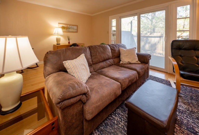 2680 CENTRAL TERRACE AVE, Memphis, Tennessee 38111, 2 Bedrooms Bedrooms, 5 Rooms Rooms,2.1 BathroomsBathrooms,Residential,For Sale,CENTRAL TERRACE,10217021