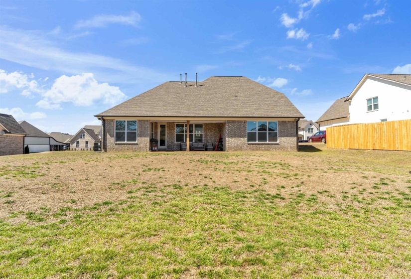 3938 MCELROY FARMS DR, Olive Branch, Mississippi 38654-1071, 4 Bedrooms Bedrooms, 8 Rooms Rooms,3 BathroomsBathrooms,Residential,For Sale,MCELROY FARMS,10217081