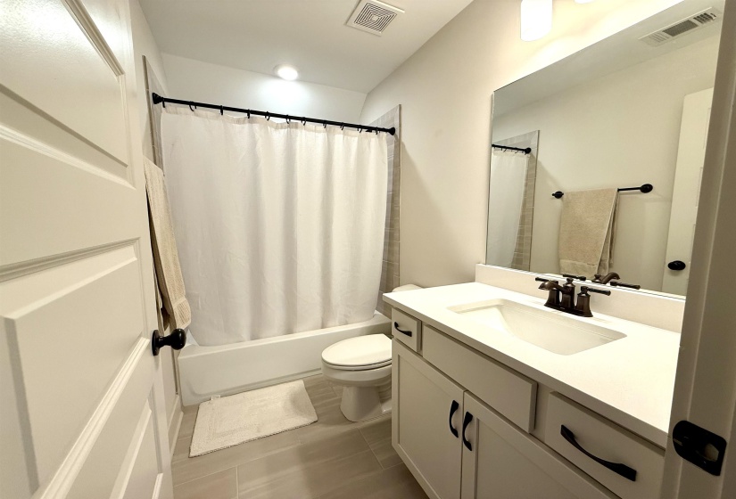 12516 GOLDEN BELL DR, Arlington, Tennessee 38002, 4 Bedroom Bedrooms, 9 Room Rooms,3.1 BathroomBathrooms,Residential,For Sale,GOLDEN BELL,0,10217083