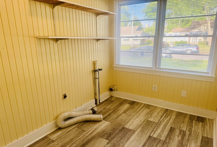599 ISABELLE ST, Memphis, Tennessee 38122, 3 Bedrooms Bedrooms, 7 Rooms Rooms,1 BathroomBathrooms,Residential,For Sale,ISABELLE,10207365