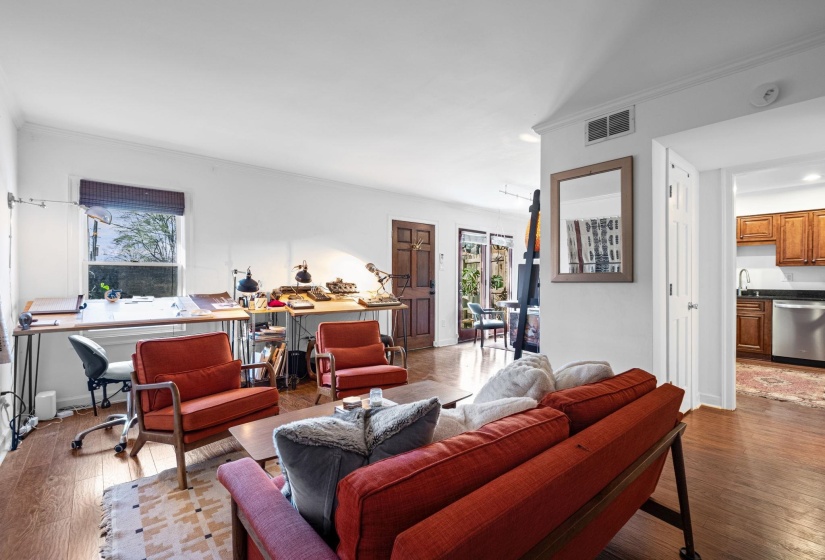 1672 CENTRAL AVE, Memphis, Tennessee 38104, 2 Bedroom Bedrooms, 5 Room Rooms,1.1 BathroomBathrooms,Residential,For Sale,CENTRAL,0,10217098
