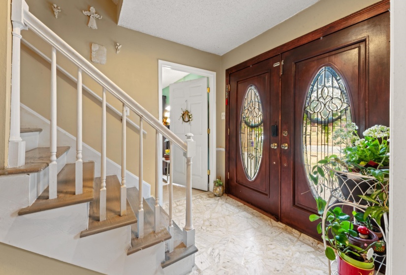 2593 LANRICK CV, Memphis, Tennessee 38119, 4 Bedrooms Bedrooms, 9 Rooms Rooms,2.1 BathroomsBathrooms,Residential,For Sale,LANRICK,10217099
