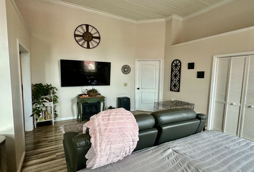 132 COURT AVE, Selmer, Tennessee 38375, 2 Bedroom Bedrooms, 6 Room Rooms,3 BathroomBathrooms,Residential,For Sale,COURT,0,10217124