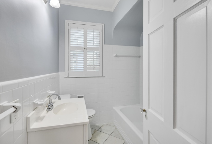 3616 CENTRAL AVE, Memphis, Tennessee 38111, 6 Bedroom Bedrooms, 9 Room Rooms,5 BathroomBathrooms,Residential,For Sale,CENTRAL,0,10217172