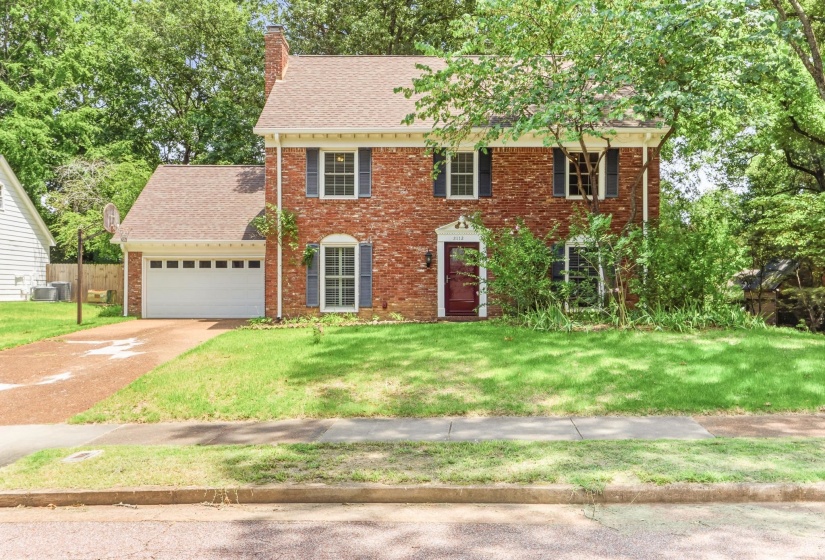 2112 ALLENBY RD, Germantown, Tennessee 38139, 4 Bedroom Bedrooms, 10 Room Rooms,2.1 BathroomBathrooms,Residential,For Sale,ALLENBY,0,10217173