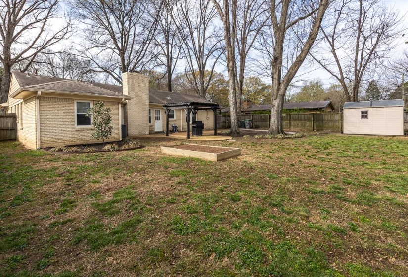 5112 WHITECLIFF DR, Memphis, Tennessee 38117, 3 Bedroom Bedrooms, 7 Room Rooms,2 BathroomBathrooms,Residential,For Sale,WHITECLIFF,0,10217190