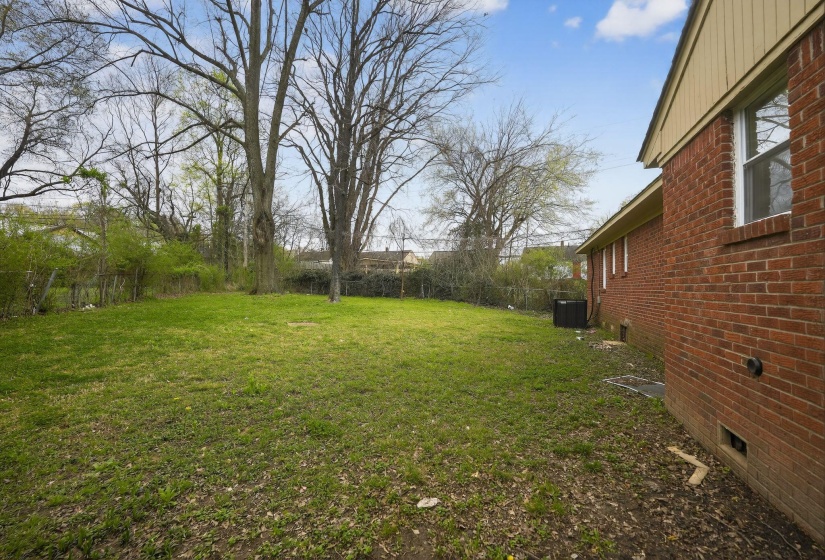3230 RINEY ST, Memphis, Tennessee 38127, 2 Bedrooms Bedrooms, 7 Rooms Rooms,2 BathroomsBathrooms,Residential,For Sale,RINEY,10217196