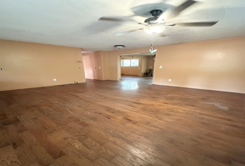 53 CRABTREE RD, Selmer, Tennessee 38375-6235, 2 Bedrooms Bedrooms, 7 Rooms Rooms,2 BathroomsBathrooms,Residential,For Sale,CRABTREE,10217239