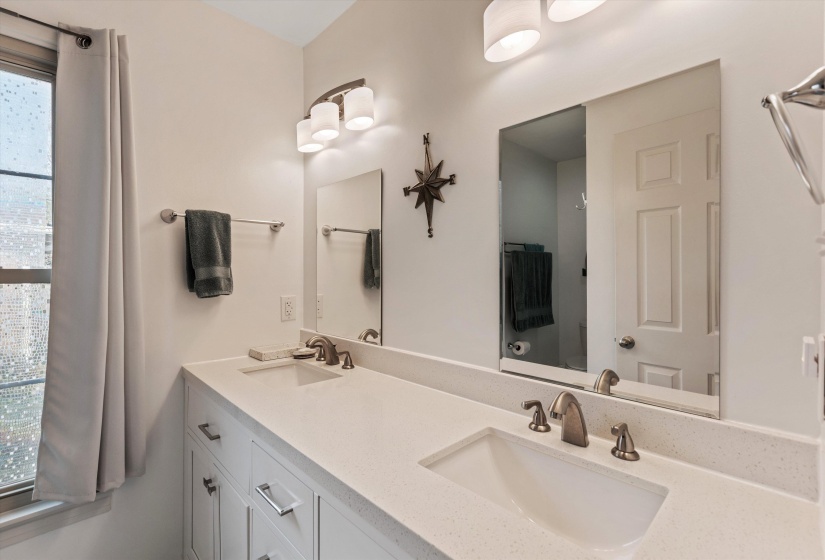 382 BOOTH LN, Collierville, Tennessee 38017, 3 Bedroom Bedrooms, 6 Room Rooms,2 BathroomBathrooms,Residential,For Sale,BOOTH,0,10217252