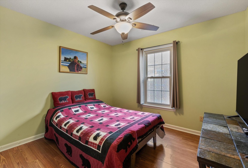 382 BOOTH LN, Collierville, Tennessee 38017, 3 Bedroom Bedrooms, 6 Room Rooms,2 BathroomBathrooms,Residential,For Sale,BOOTH,0,10217252