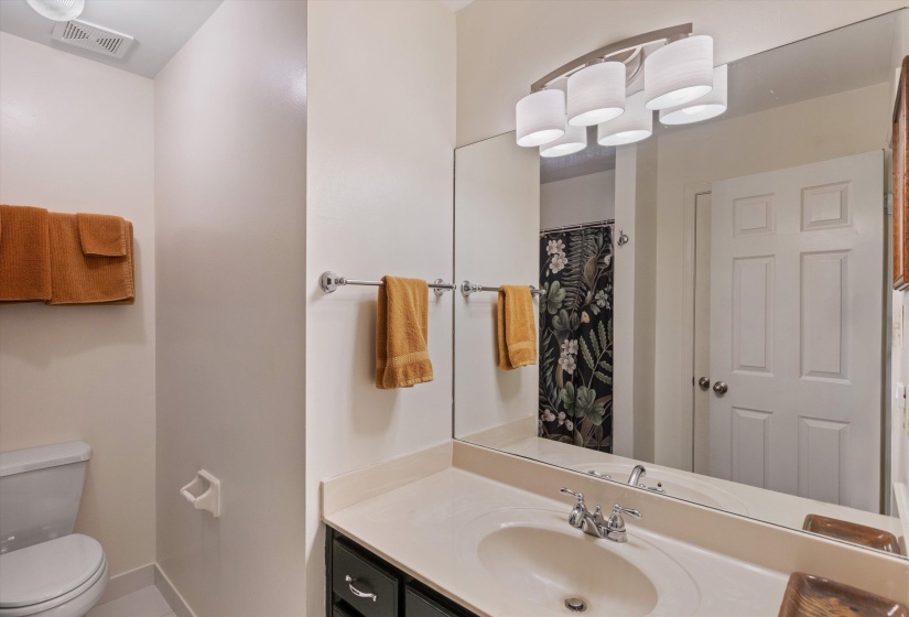 382 BOOTH LN, Collierville, Tennessee 38017, 3 Bedroom Bedrooms, 6 Room Rooms,2 BathroomBathrooms,Residential,For Sale,BOOTH,0,10217252