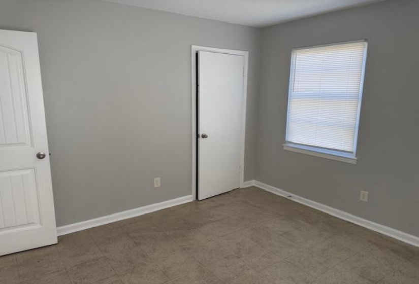 2551 DAKAR AVE, Memphis, Tennessee 38127, 3 Bedrooms Bedrooms, 5 Rooms Rooms,1 BathroomBathrooms,Residential,For Sale,DAKAR,10217228
